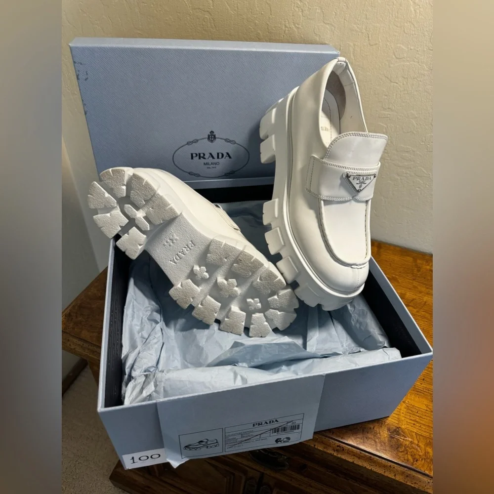 SOLD ⭐️ Prada Monolith Lug Sole 💫 Loafers White 💫 - Picture 7 of 10
